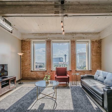 Regal Stays Corporate Apartments - Downtown Dallas Bagian luar foto