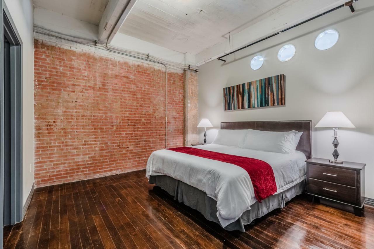Regal Stays Corporate Apartments - Downtown Dallas Bagian luar foto