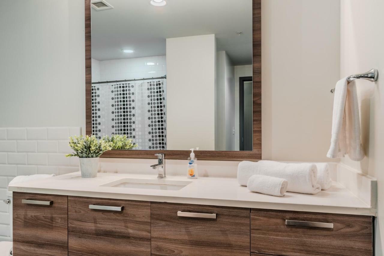 Regal Stays Corporate Apartments - Downtown Dallas Bagian luar foto