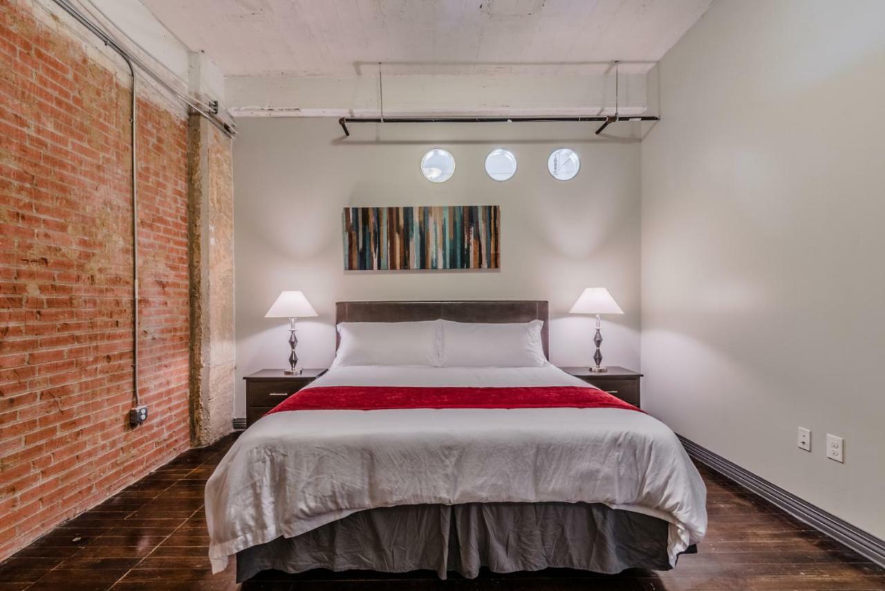 Regal Stays Corporate Apartments - Downtown Dallas Bagian luar foto