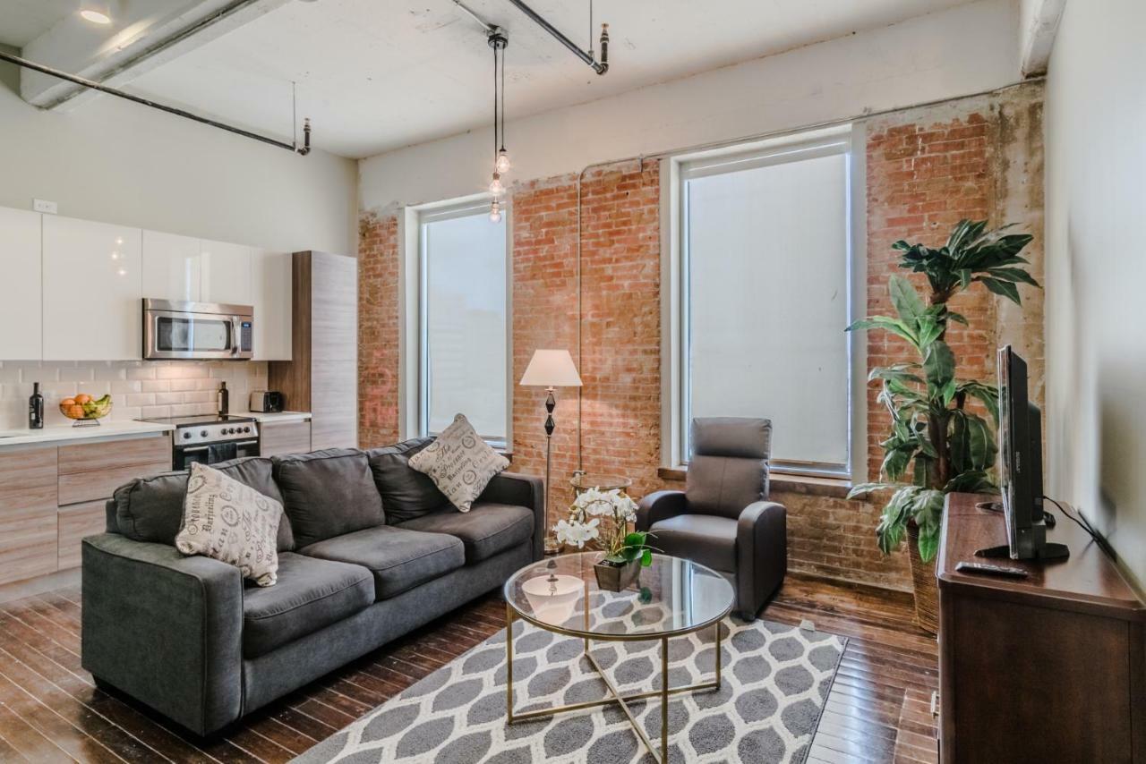 Regal Stays Corporate Apartments - Downtown Dallas Bagian luar foto