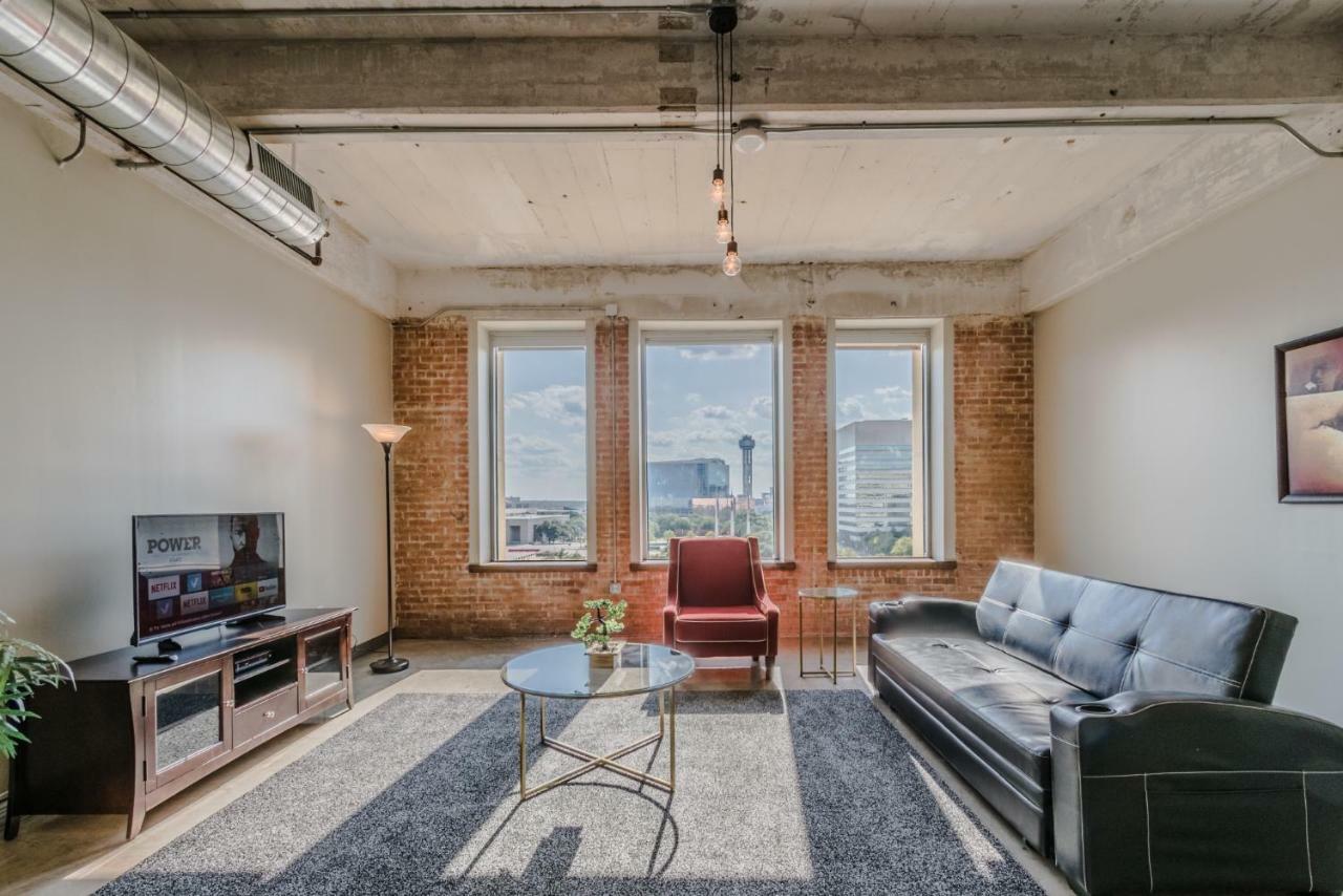 Regal Stays Corporate Apartments - Downtown Dallas Bagian luar foto