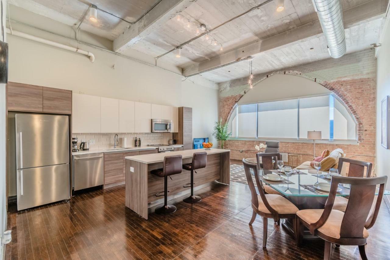 Regal Stays Corporate Apartments - Downtown Dallas Bagian luar foto