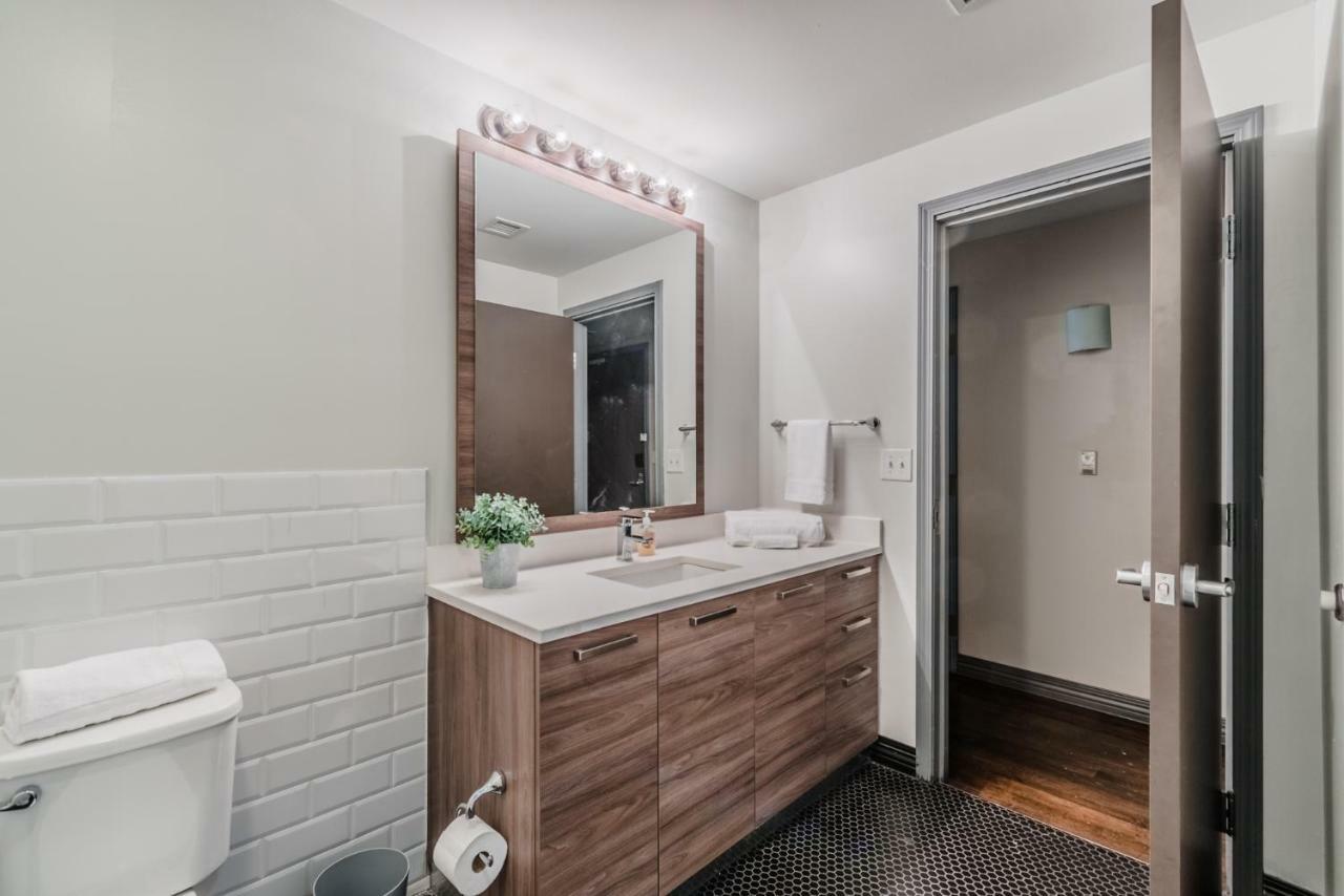 Regal Stays Corporate Apartments - Downtown Dallas Bagian luar foto