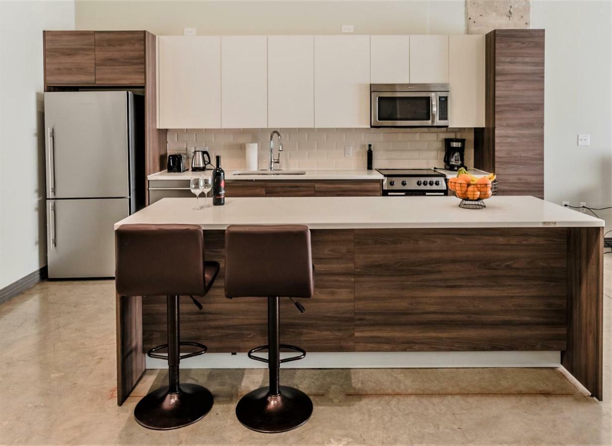 Regal Stays Corporate Apartments - Downtown Dallas Bagian luar foto