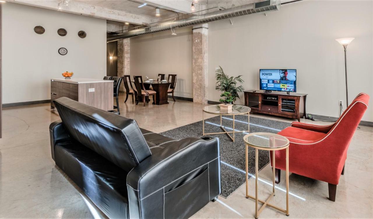 Regal Stays Corporate Apartments - Downtown Dallas Bagian luar foto